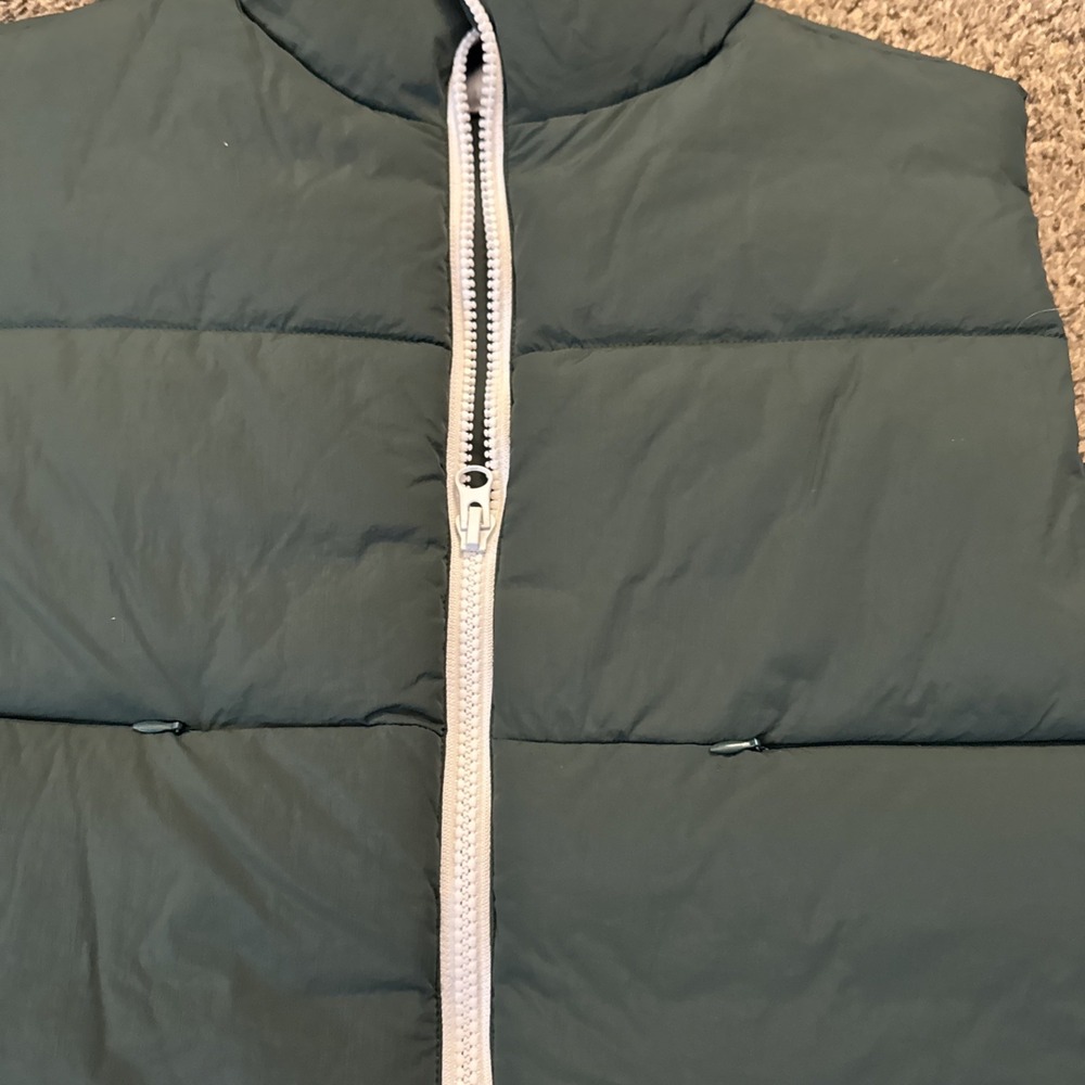 2 No Boundaries Juniors Puffer Vests Black & Green Size S-M - Picture 3 of 12